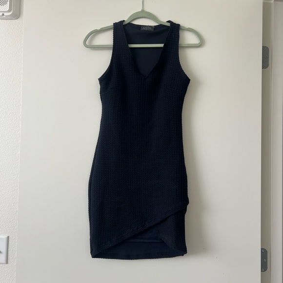 ASTR Form Fitting Navy Dress - Picture 1 of 4